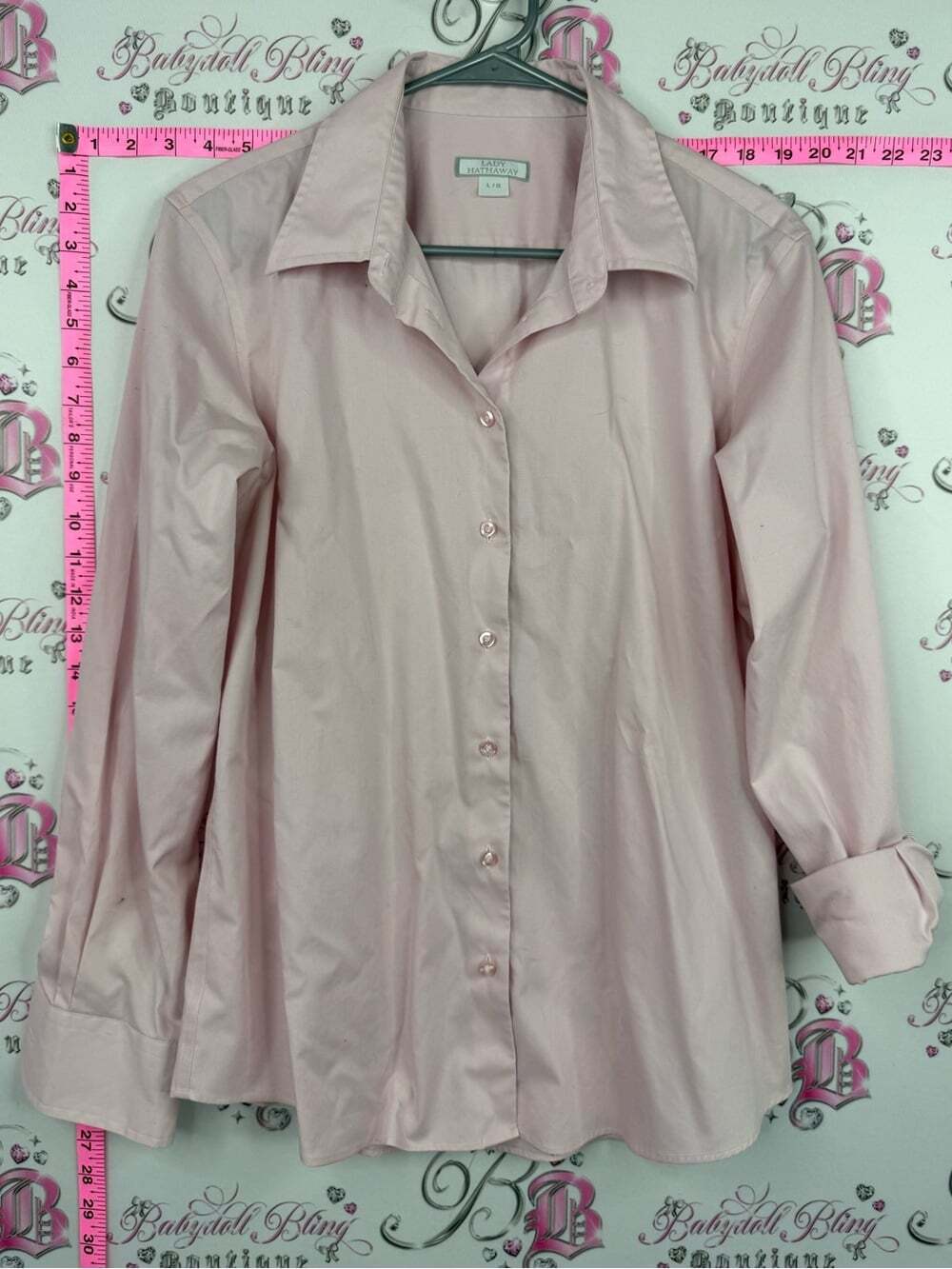 LADY HATHAWAY shirt Classic Light Pink Button-Down Shirt
